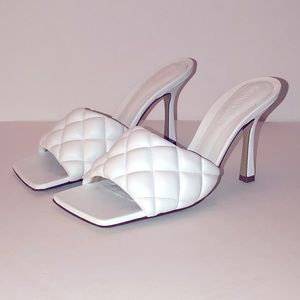 Bottega Veneta White Quilted Sandals NWT 36.5